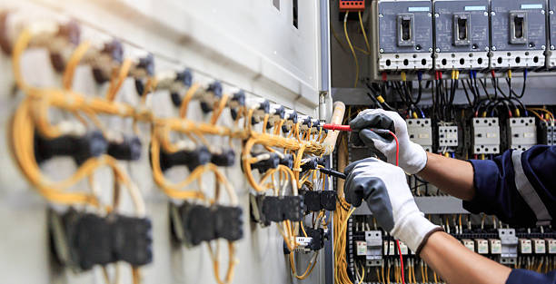 Professional Electrician technician working in Cambridge City, IN